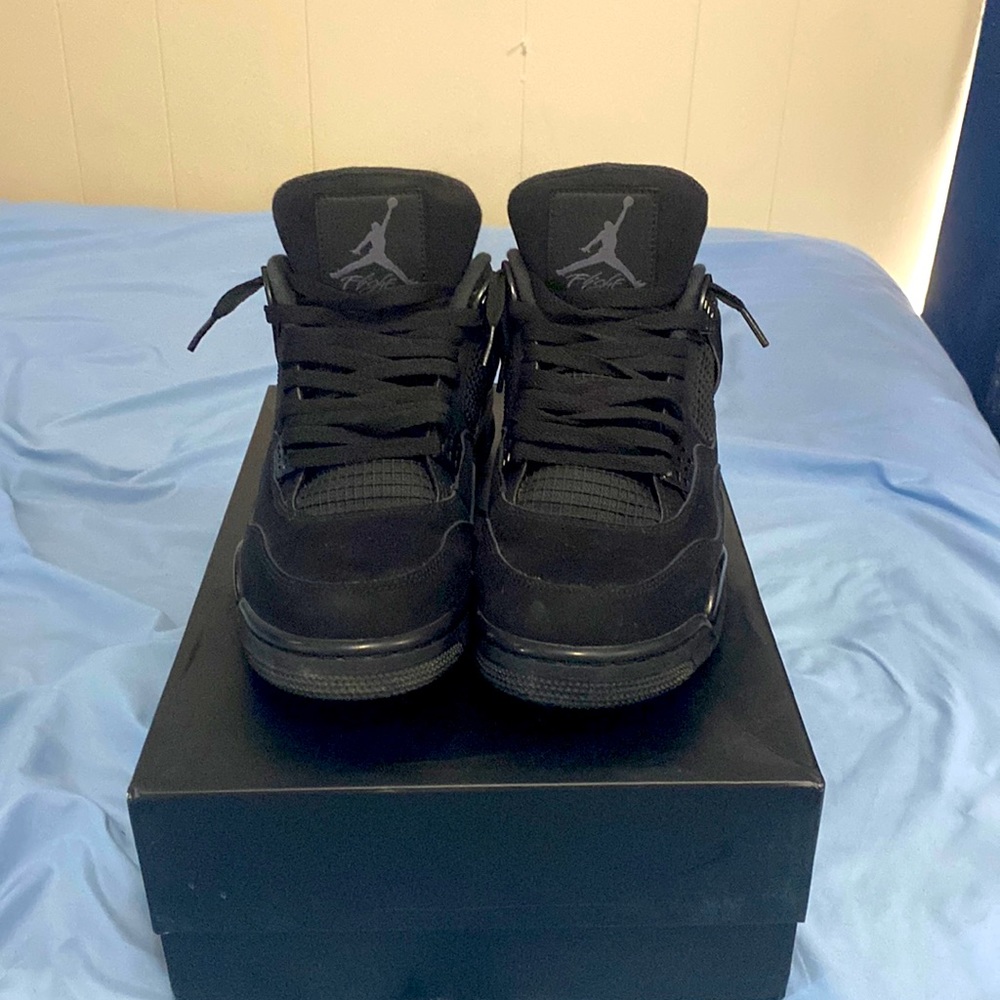 Jordan 4 black cat OG box